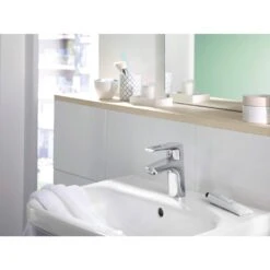 Hansa HANSAPOLO Einhebelmischer Waschtischbatterie Bügelhebel -Megabad Verkäufe hansa badezimmer hansapolo waschtisch einhebelmischer waschtischbatterie 11757822