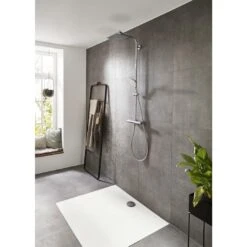 Hansgrohe Crometta E 240 1jet Showerpipe -Megabad Verkäufe hersteller hansgrohe brausenprogramm showerpipe crometta 240 13918357