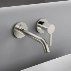 Ideal Standard Joy Wand-Waschtischarmatur, Runde Rosetten, Auslauf 18 Cm