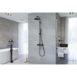 Kronenbach Lima 2.0 Black Duschsystem Mit Thermostat, Kopfbrause Ø 22,5 Cm -Megabad Verkäufe kronenbach badarmaturen lima 2 dusche black 12193241