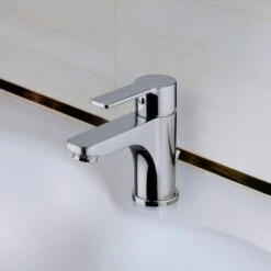 House 2.0 Einhebel-Waschtischbatterie Mit Ablaufgarnitur 13 House 2.0 Einhebel-Waschtischbatterie Mit Ablaufgarnitur -Megabad Verkäufe megabad profi collection badarmaturen house 2 4215202