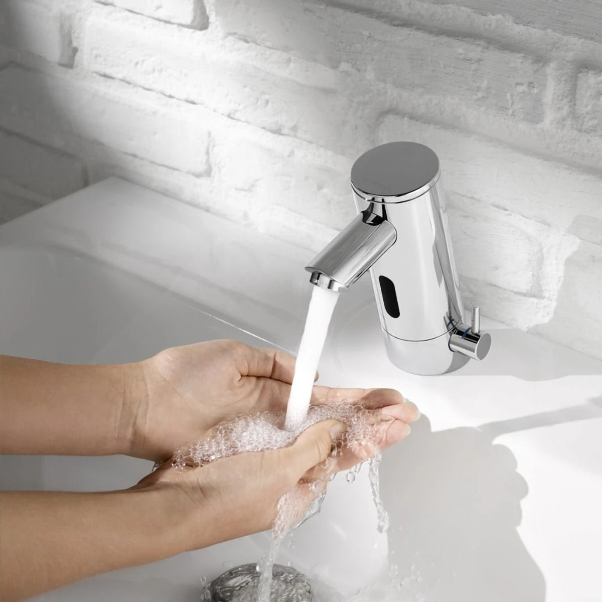 Schell PURIS E² Elektronische Waschtisch-Armatur Mit Batteriebetrieb, Hochdruck-Mischwasser 4 Schell PURIS E² Elektronische Waschtisch-Armatur Mit Batteriebetrieb, Hochdruck-Mischwasser – Bild 2