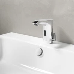 Schell XERIS E² Elektronische Waschtisch-Armatur Mit Unterputz-Netzteil, Hochdruck-Mischwasser, S 13 Schell XERIS E² Elektronische Waschtisch-Armatur Mit Unterputz-Netzteil, Hochdruck-Mischwasser, S -Megabad Verkäufe schell badarmaturen xeris elektronische waschtisch hd 13921803